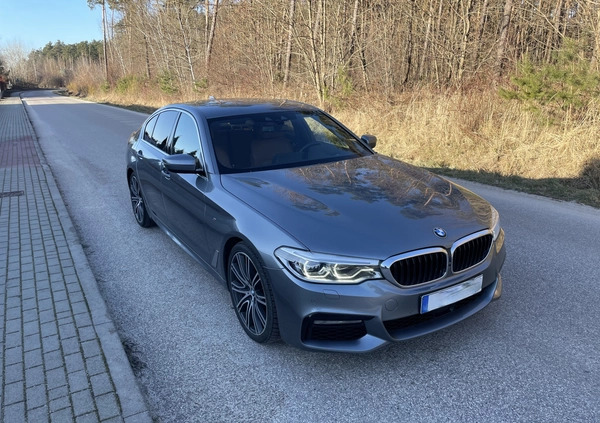 BMW Seria 5 cena 149900 przebieg: 119000, rok produkcji 2017 z Kielce małe 667